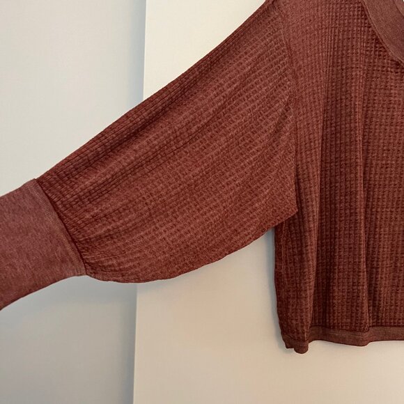 We the Free (Free People) oversized fit thermal henley rust red L - Picture 10 of 16